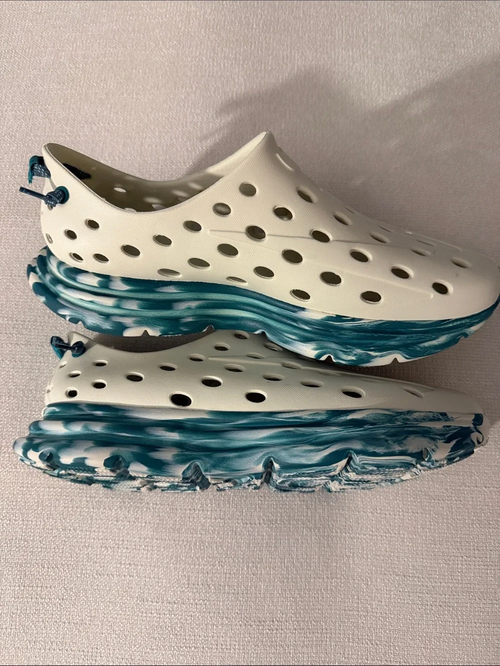 NWOB Aloha Bay Men’s White Athletic Water-Ready Slip-On Shoes